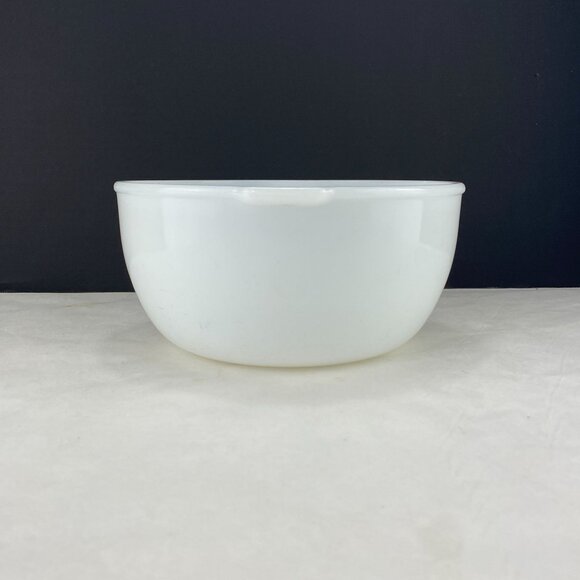 Vintage Glasbake Sunbeam White Glass Mixing Bowl - Picture 4 of 11